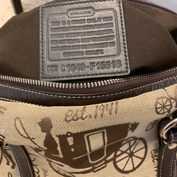 SOLD Coach 15616 Ashley Horse & Carriage Shoulder - Picture 5 of 6